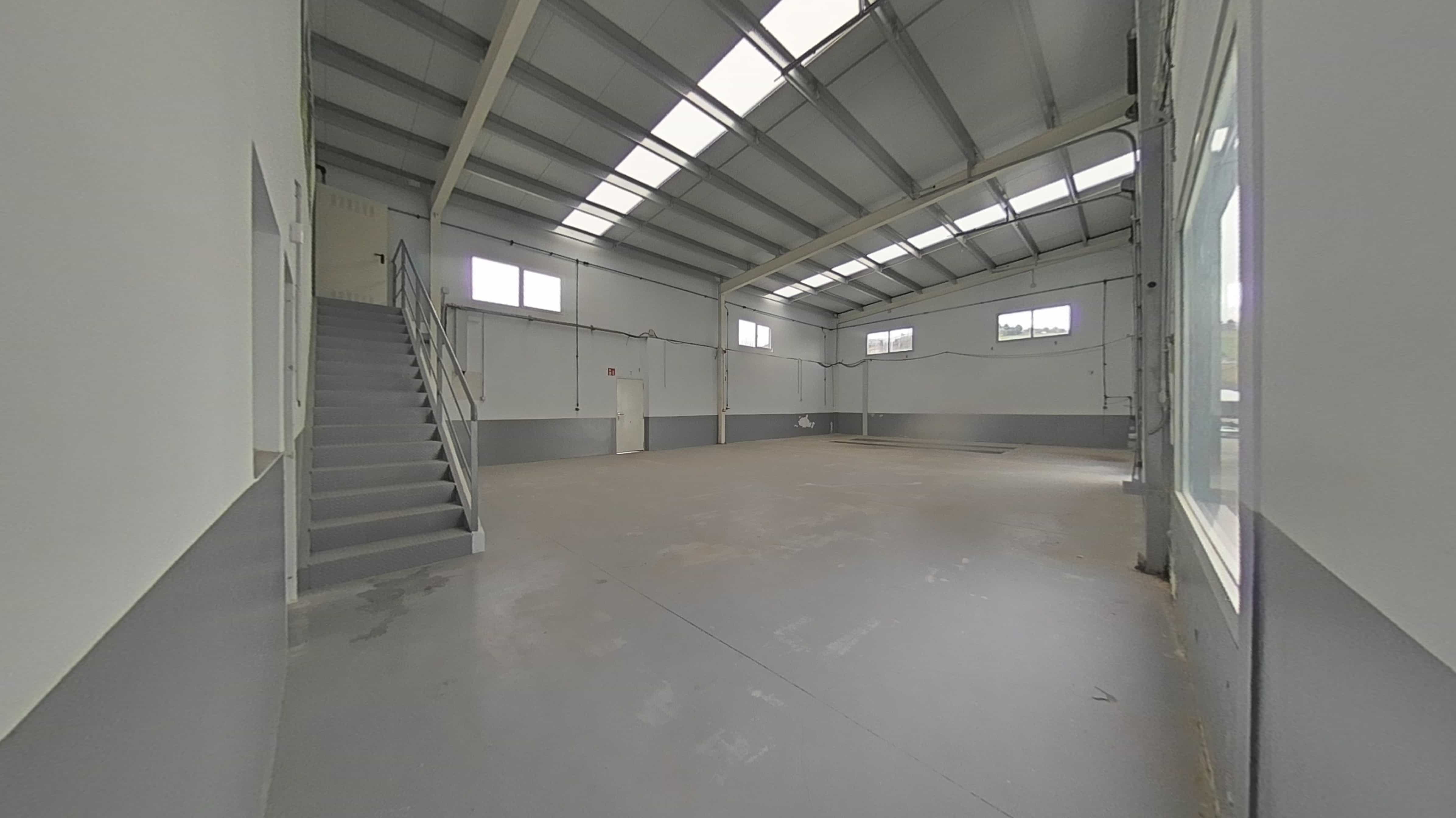 Nave en Deba, Guipúzcoa