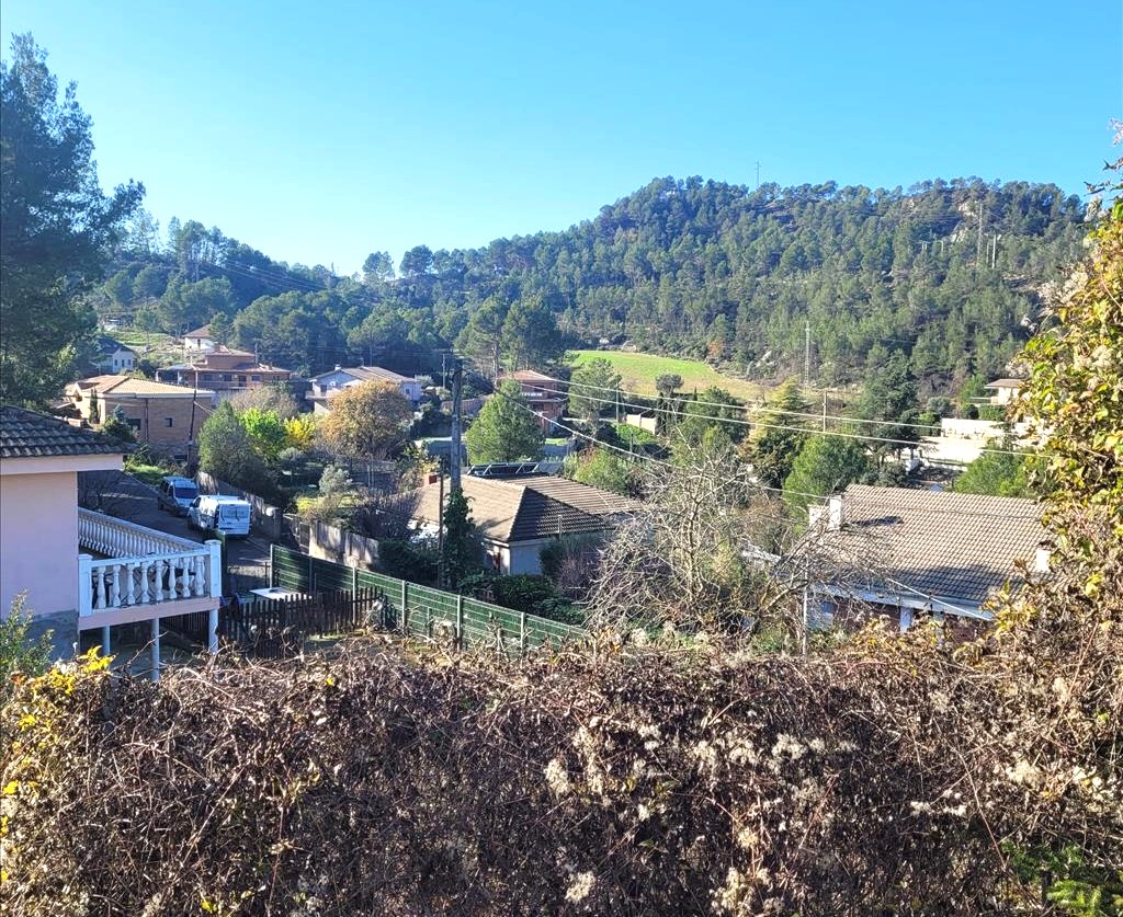 undefined - Image 1