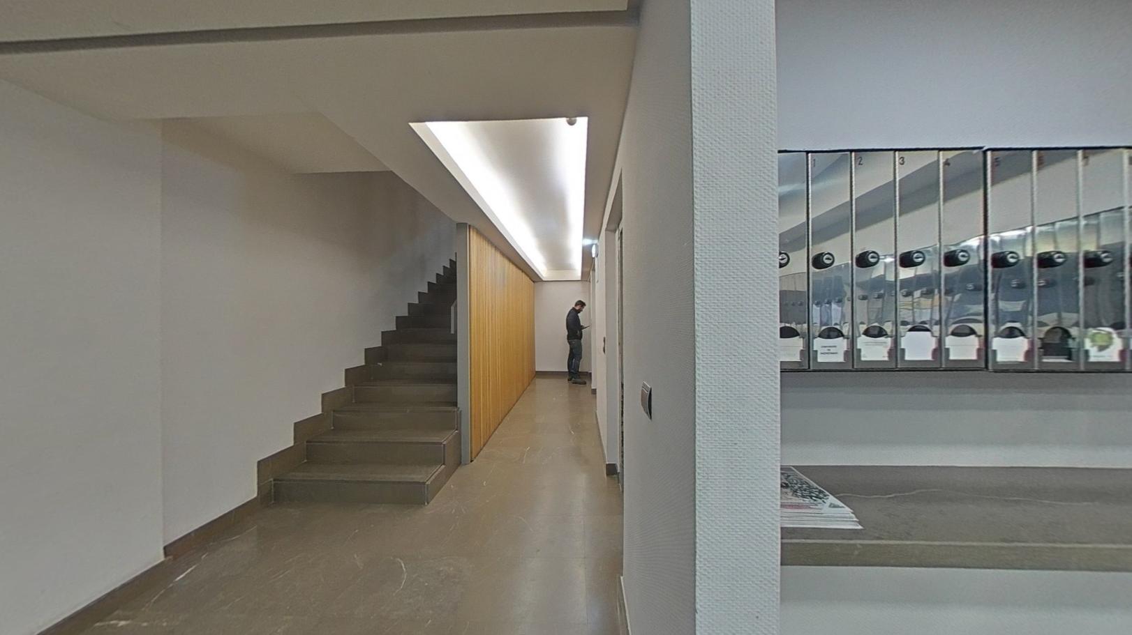 Bureau virá ao sul da Calle Pasión, Valladolid - Image 7