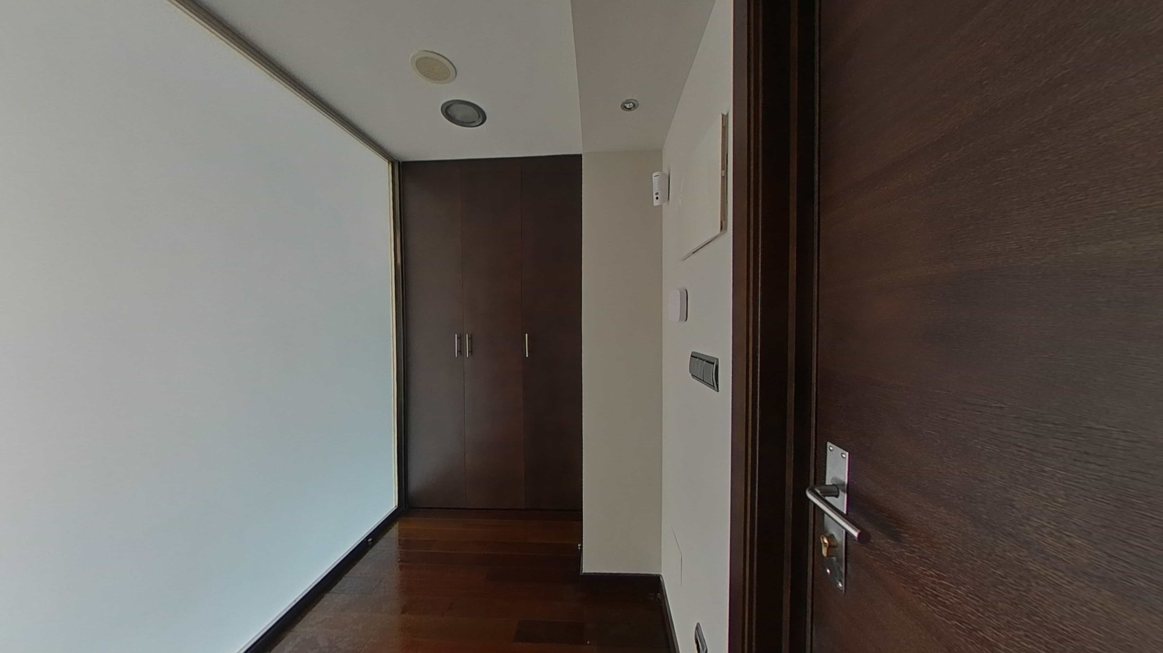  - Image 8