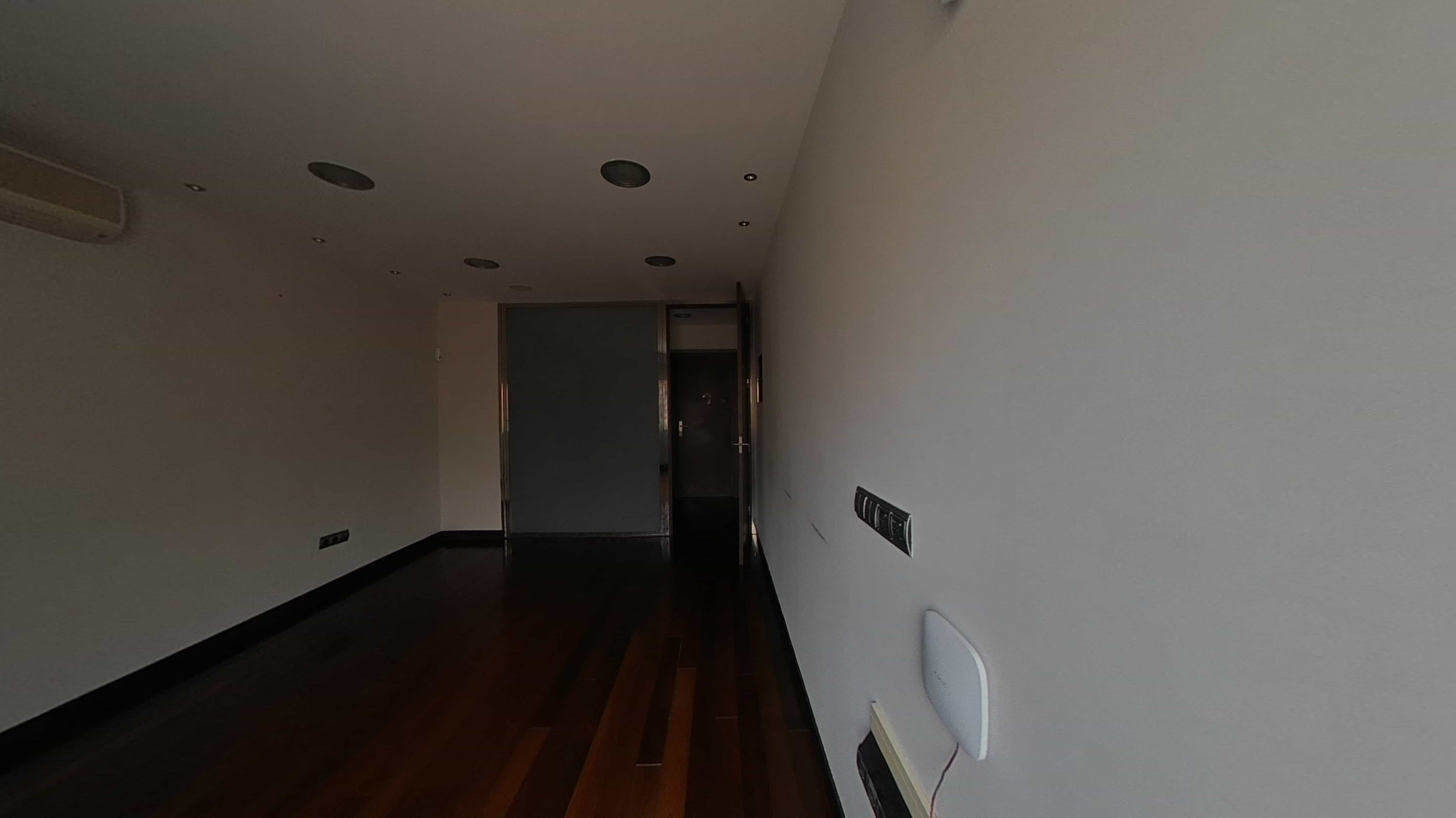  - Image 21