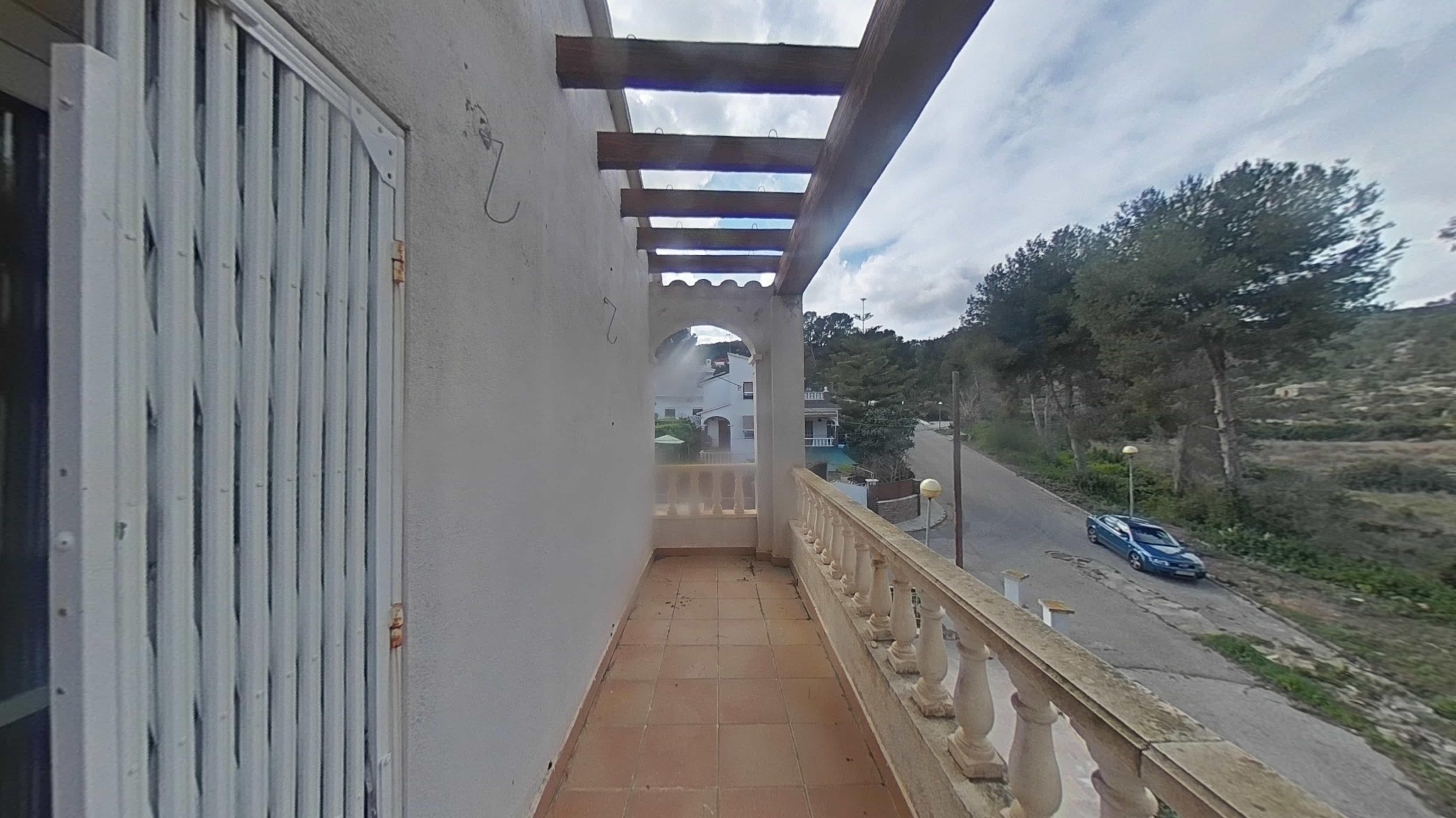  - Image 20