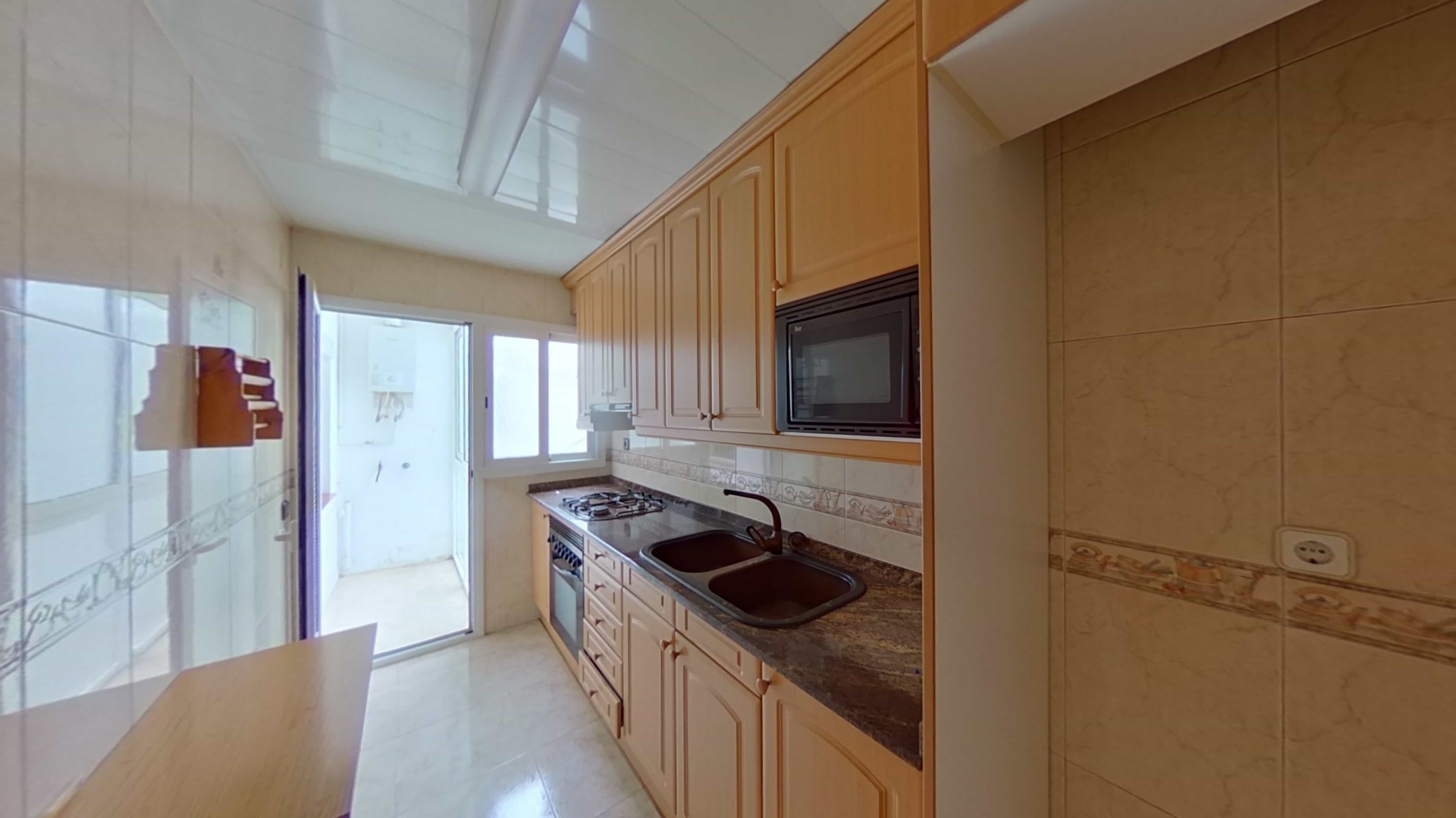  - Image 8