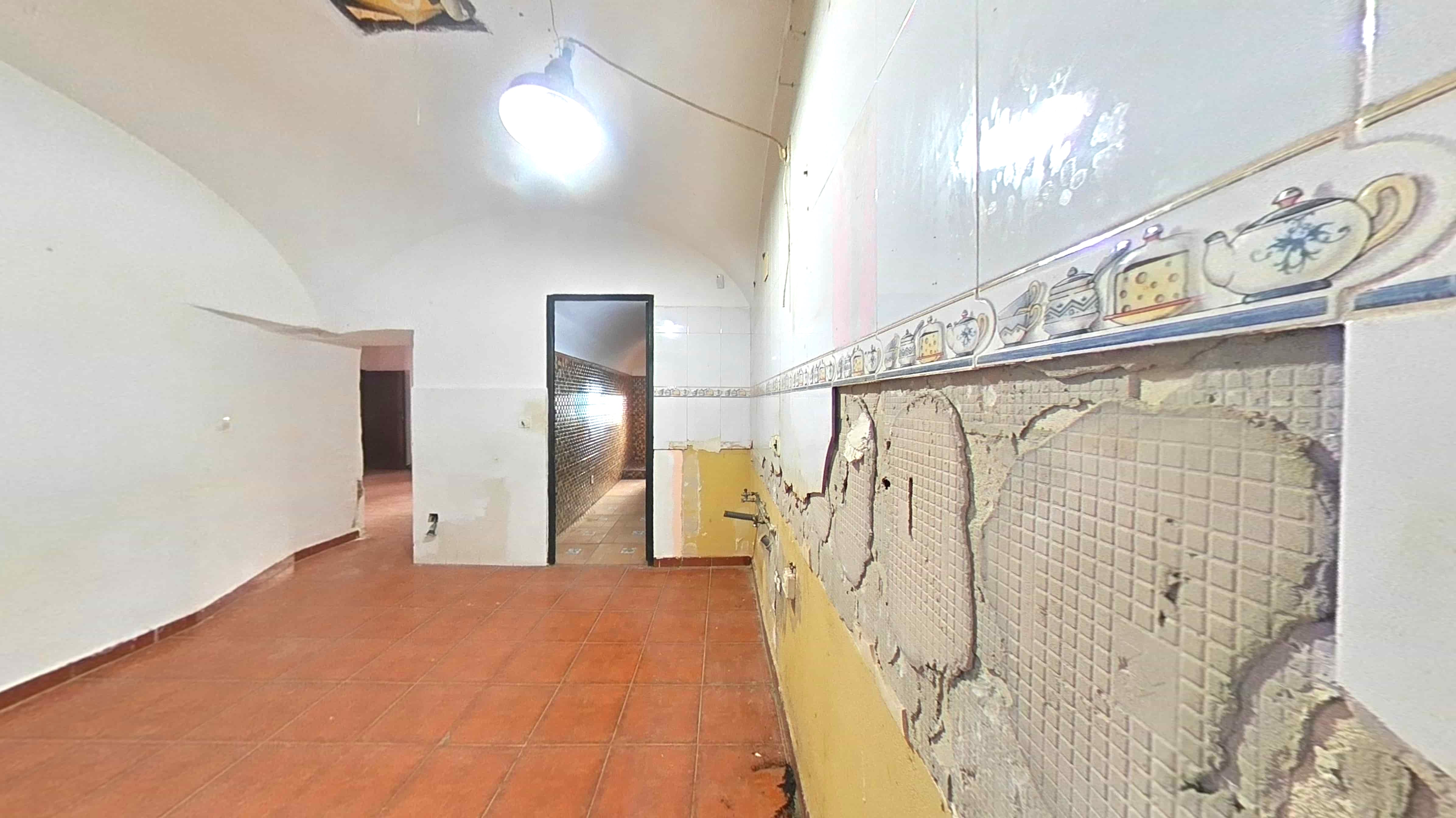 Oportunidade de Recuperação em Cáceres com Terraço e 3 Quartos - Image 7