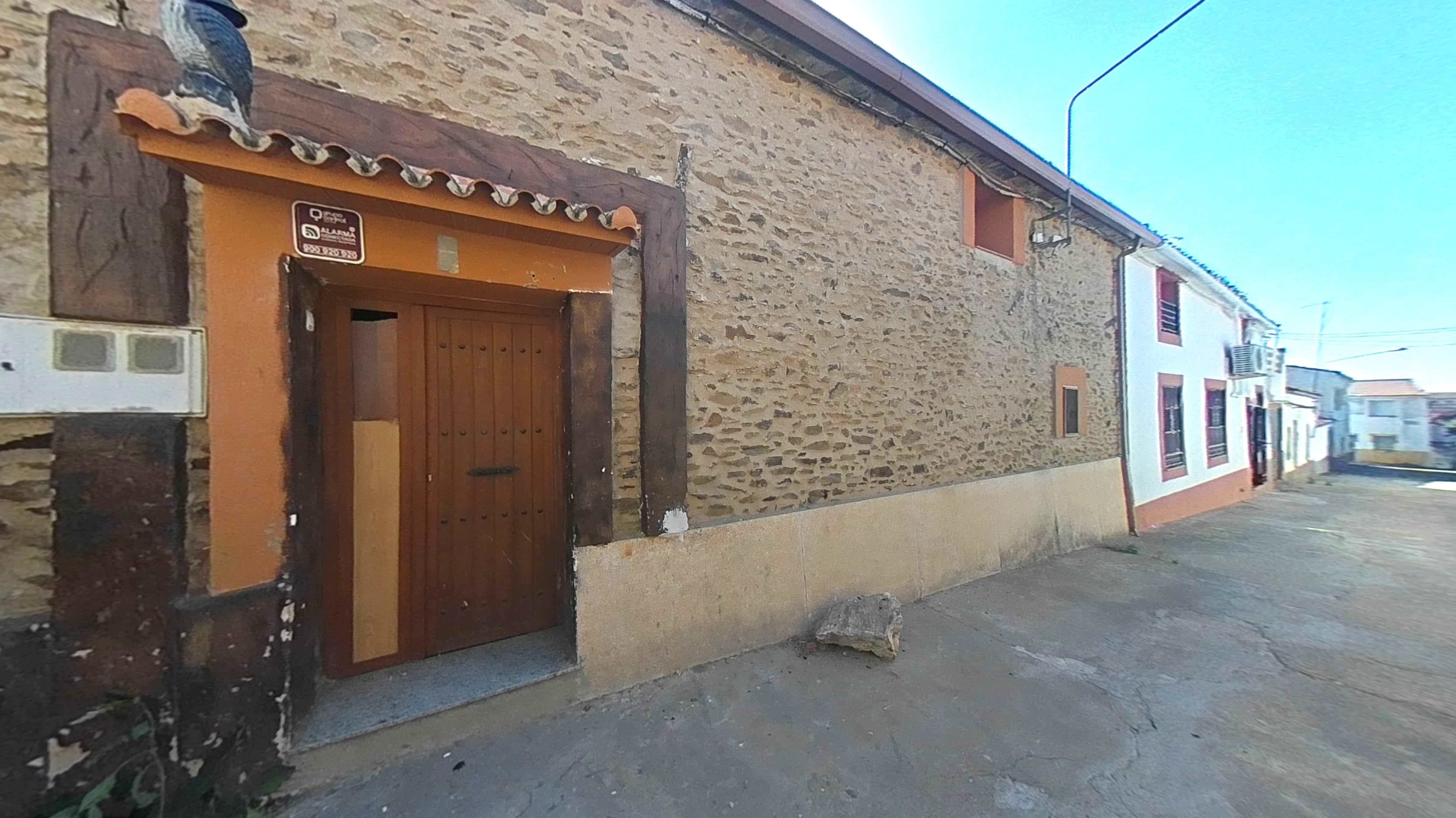 Oportunidade de Recuperação em Cáceres com Terraço e 3 Quartos - Image 32