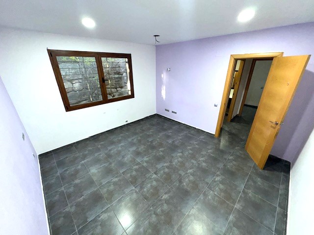  - Image 9