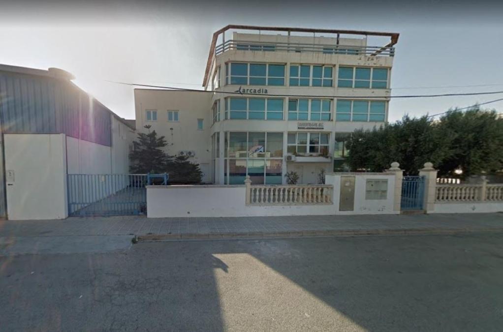- Image 1