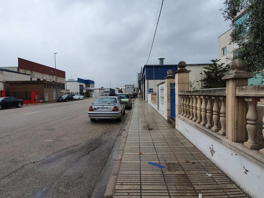 - Image 15