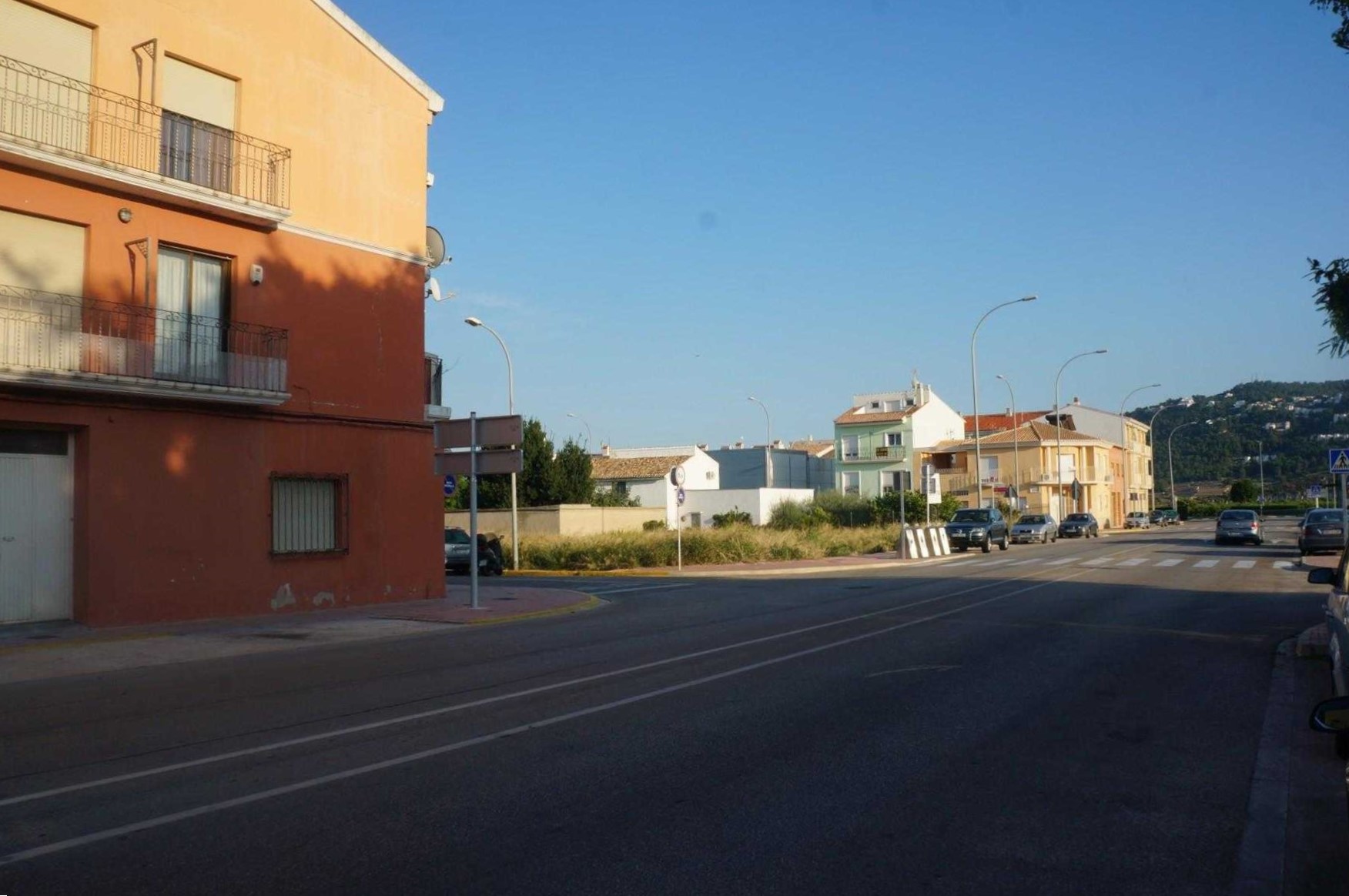 - Image 4