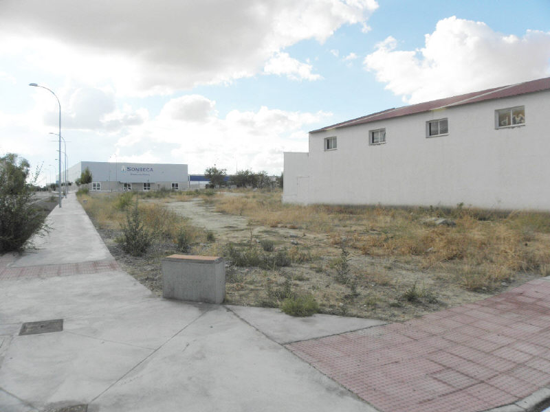 Suelo urbano industrial en Robledillo