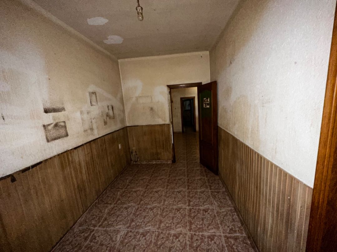 undefined - Image 8