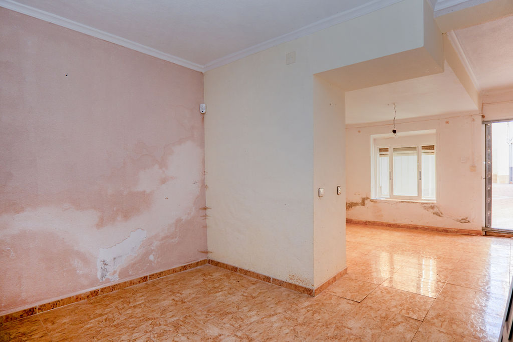 undefined - Image 12