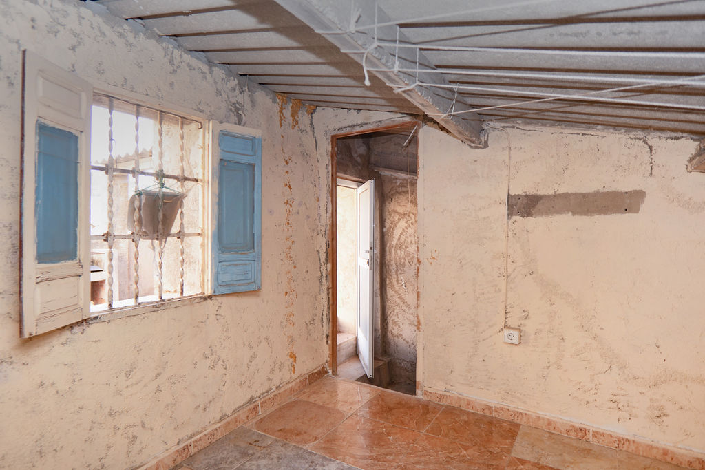 undefined - Image 14