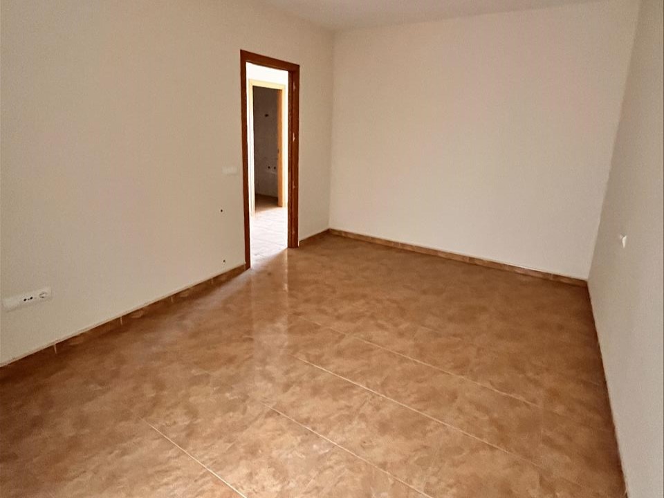 Oportunidade em Alacant: Apartamento com 3 Quartos e Varanda - Image 13