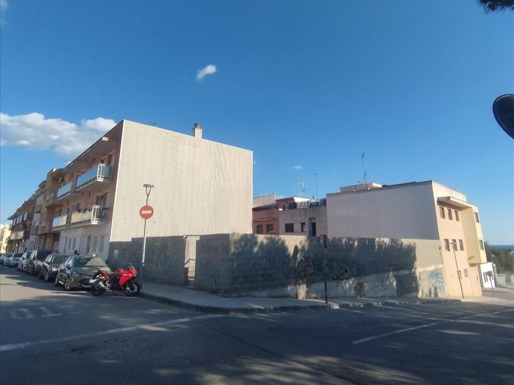 Suelo urbano residencial en Mont Calvari