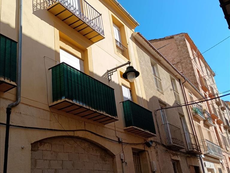 Oportunidade em Alcoy: Espaço para Recuperação a 15.000€ - Image 5