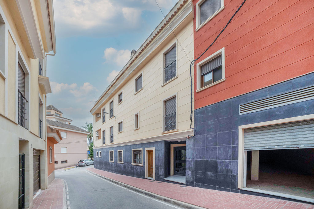 Espaçoso imóvel comercial em Monóvar, Alicante - Oportunidade única: € 28.000,00 - Image 2