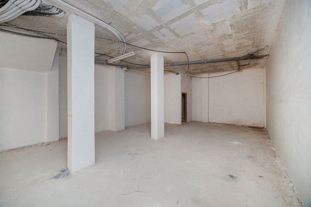 Espaçoso imóvel comercial em Monóvar, Alicante - Oportunidade única: € 28.000,00 - Image 8