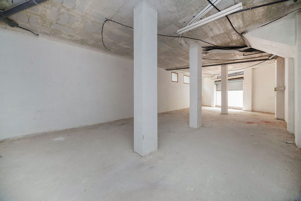 Espaçoso imóvel comercial em Monóvar, Alicante - Oportunidade única: € 28.000,00 - Image 4