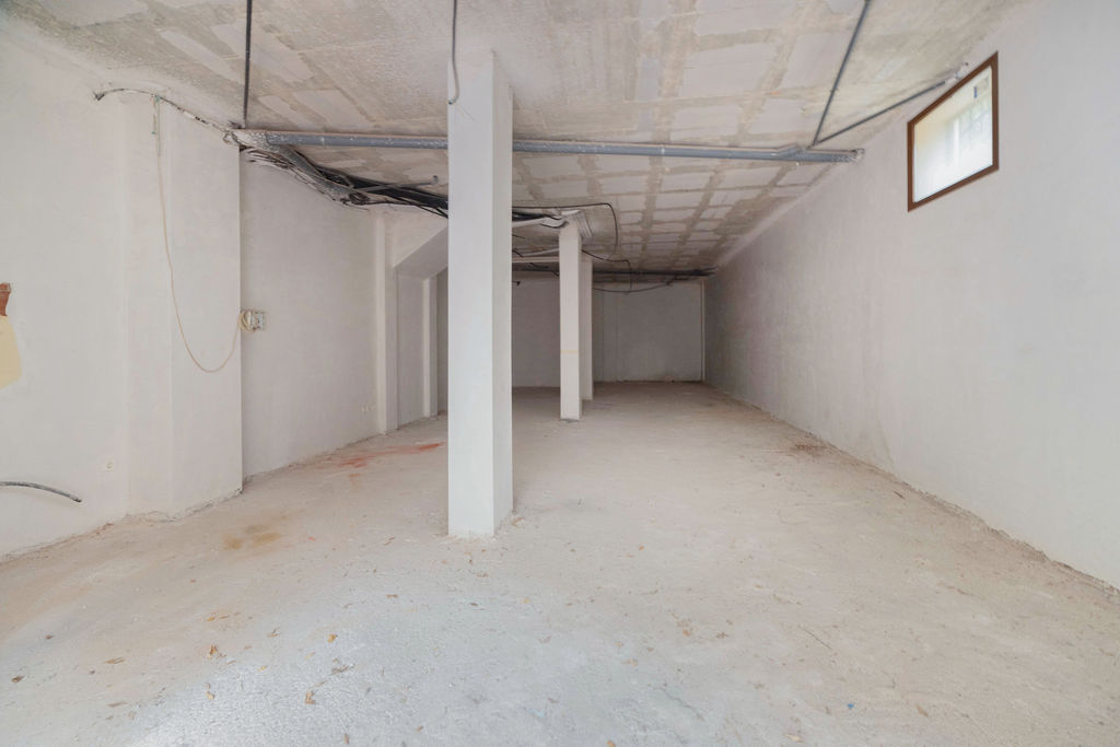 Espaçoso imóvel comercial em Monóvar, Alicante - Oportunidade única: € 28.000,00 - Image 13