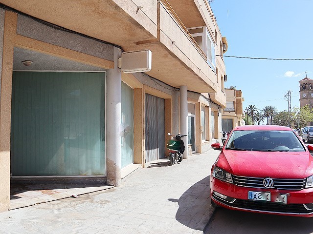 Local comercial en Recinte Festiu