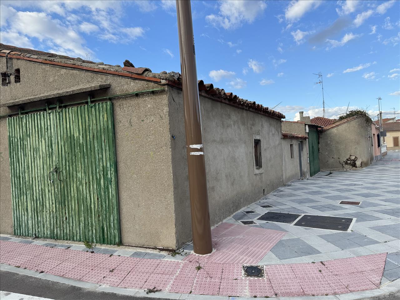 undefined - Image 4