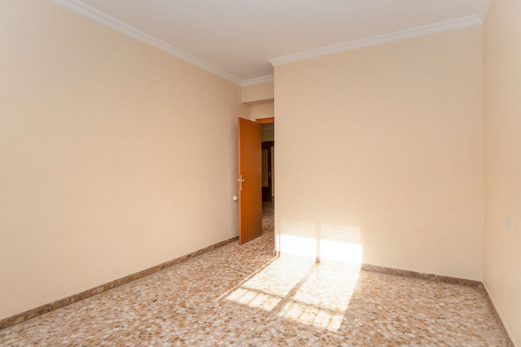 undefined - Image 12