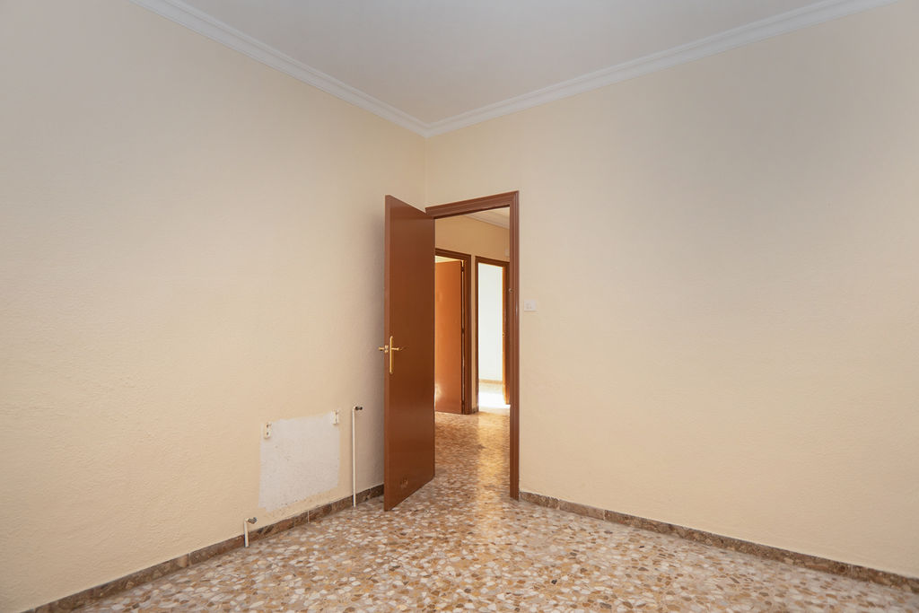 undefined - Image 11