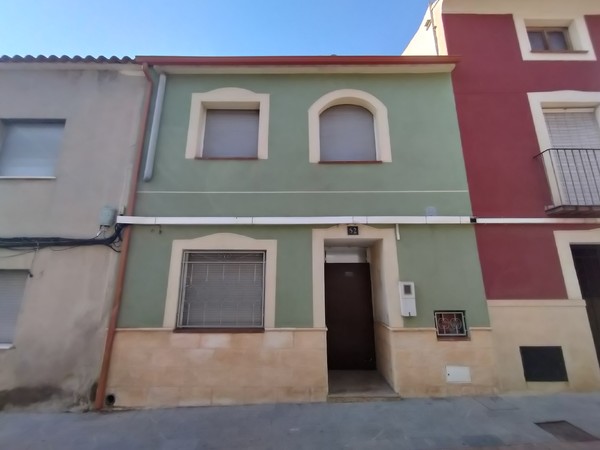 Casa adosada en Avda Cehegin