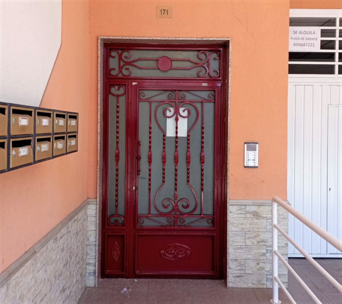 Espaçoso Apartamento T3 com 2 Casas de Banho em Murcia - Image 15