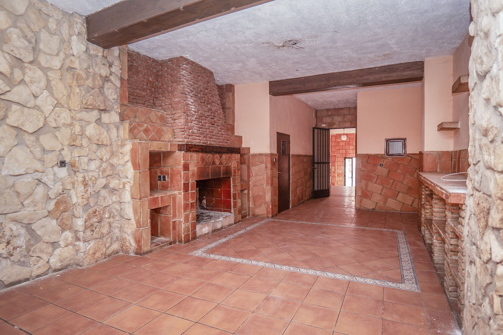 undefined - Image 20