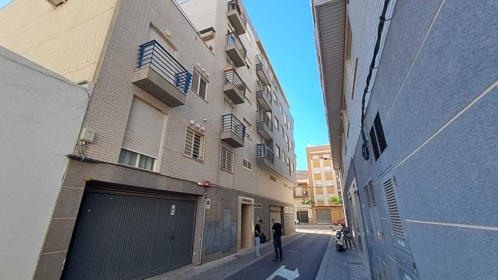 Piso en Calle Nules