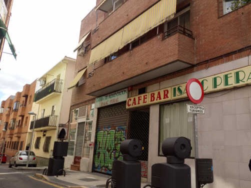 Local comercial en Isaac Peral