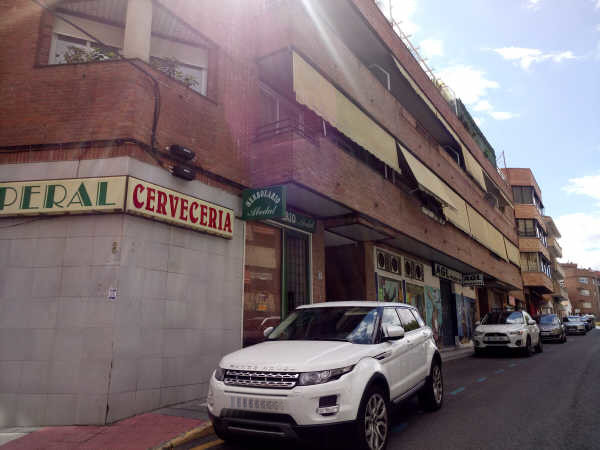 Local comercial en Isaac Peral