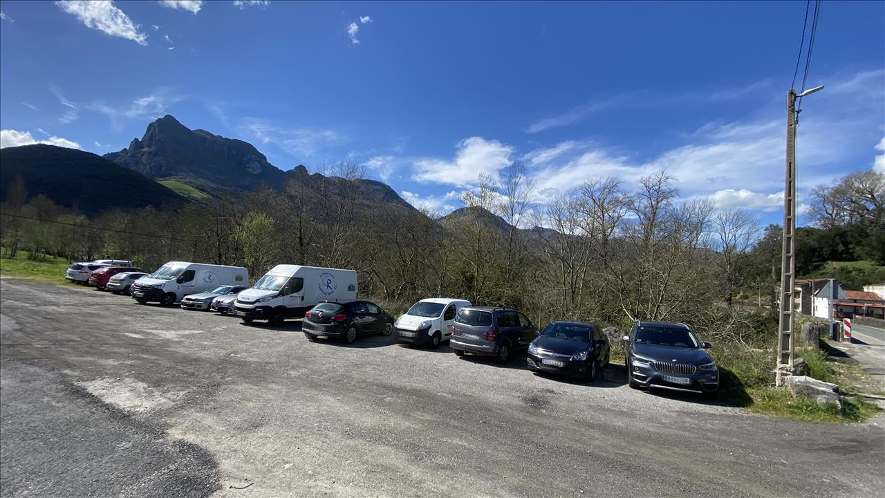 undefined - Image 3