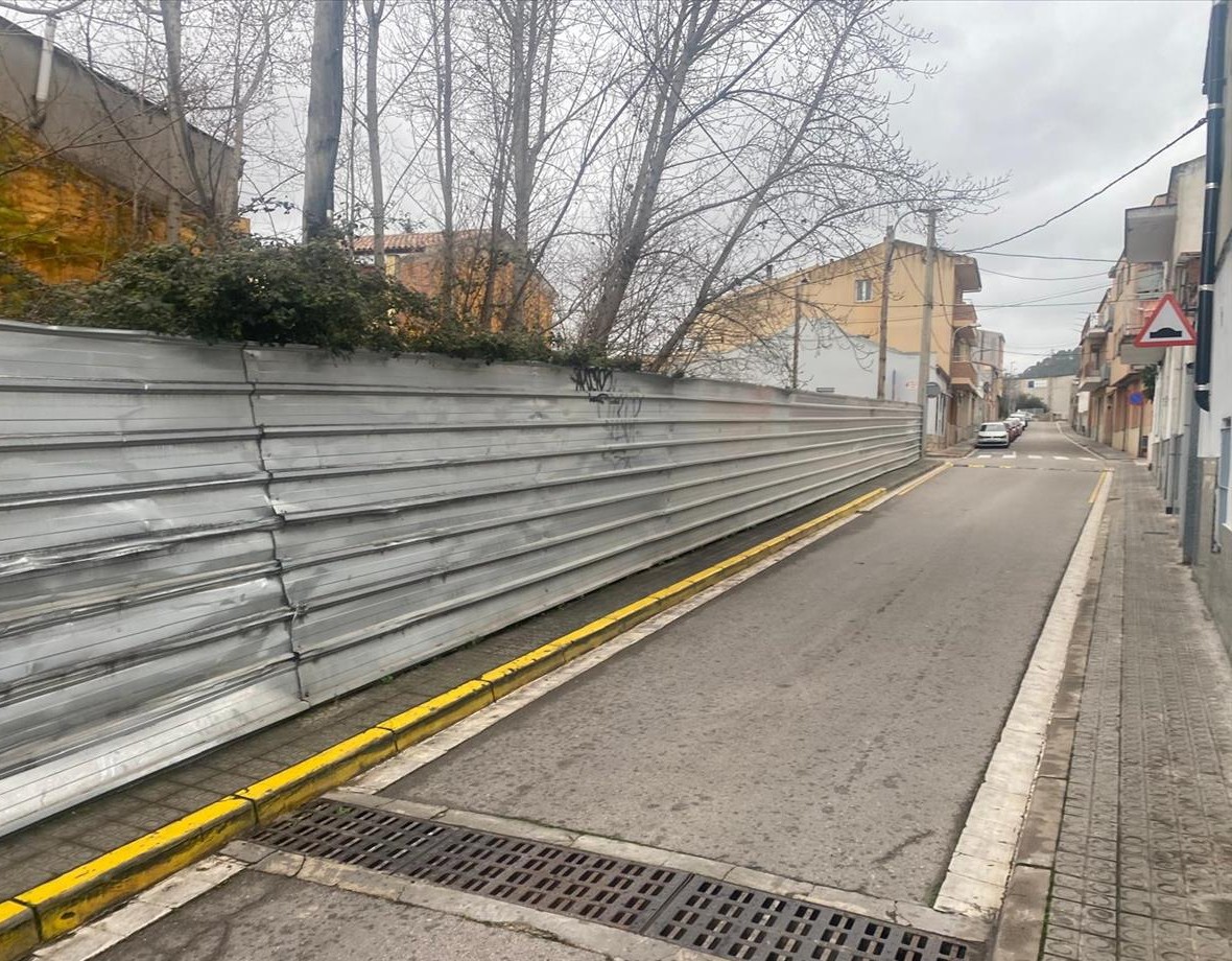 Suelo urbano residencial en Vella