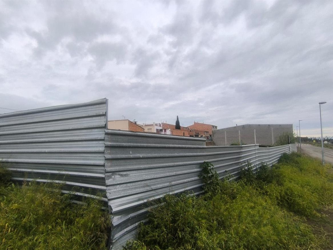 undefined - Image 3