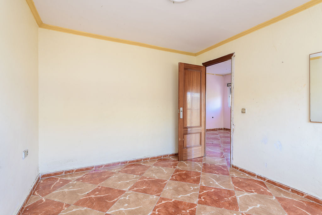 Apartamento T3 com Varanda em Paterna, València - Image 11