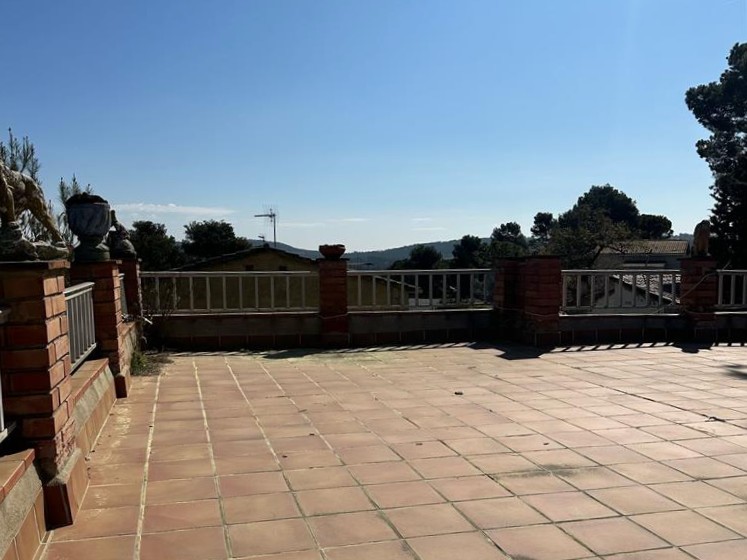 undefined - Image 16