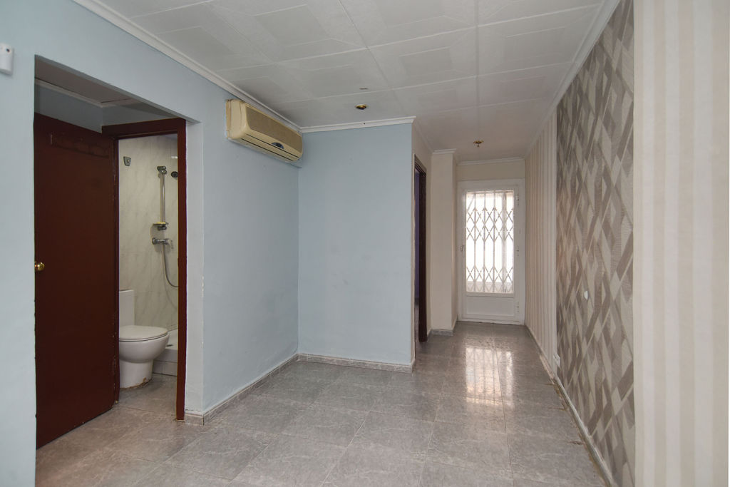 undefined - Image 4