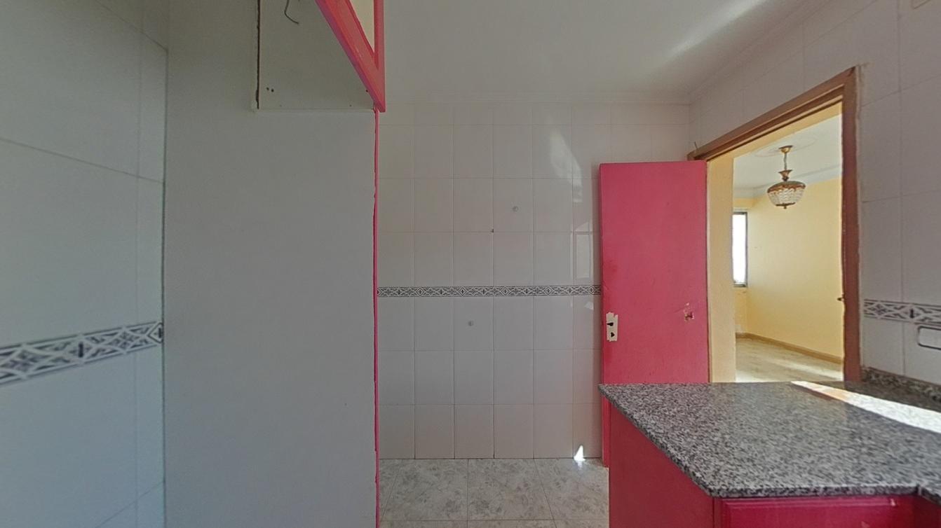  - Image 11