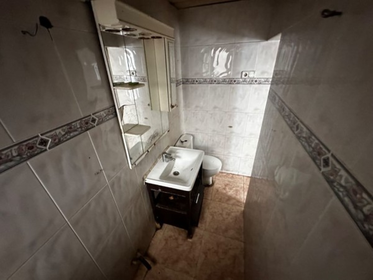 undefined - Image 11