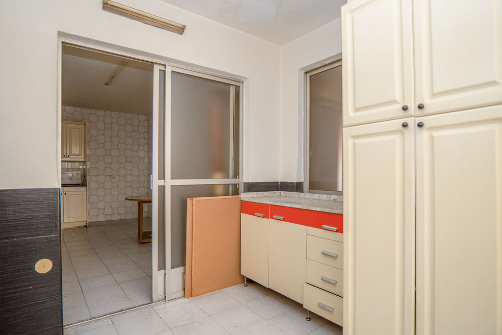 undefined - Image 12