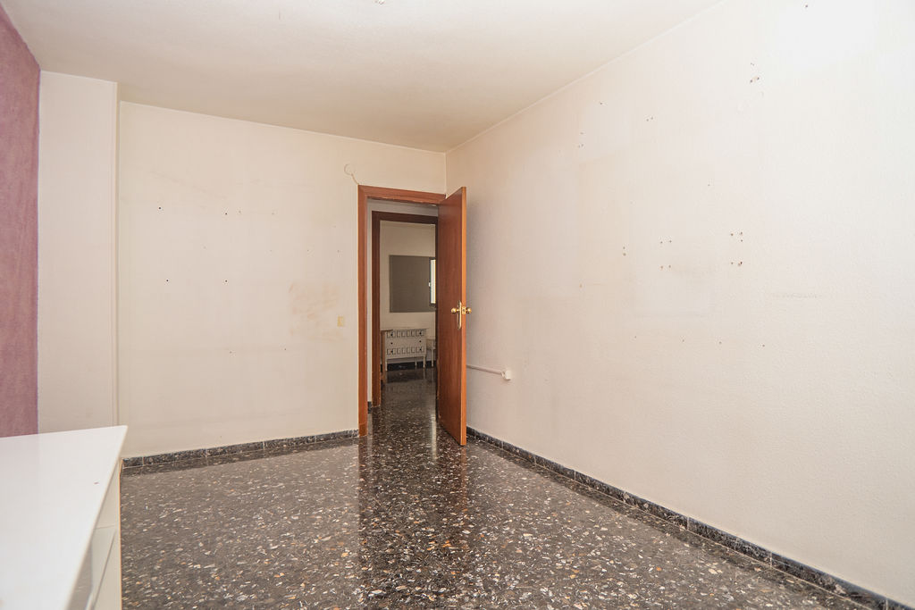 undefined - Image 18