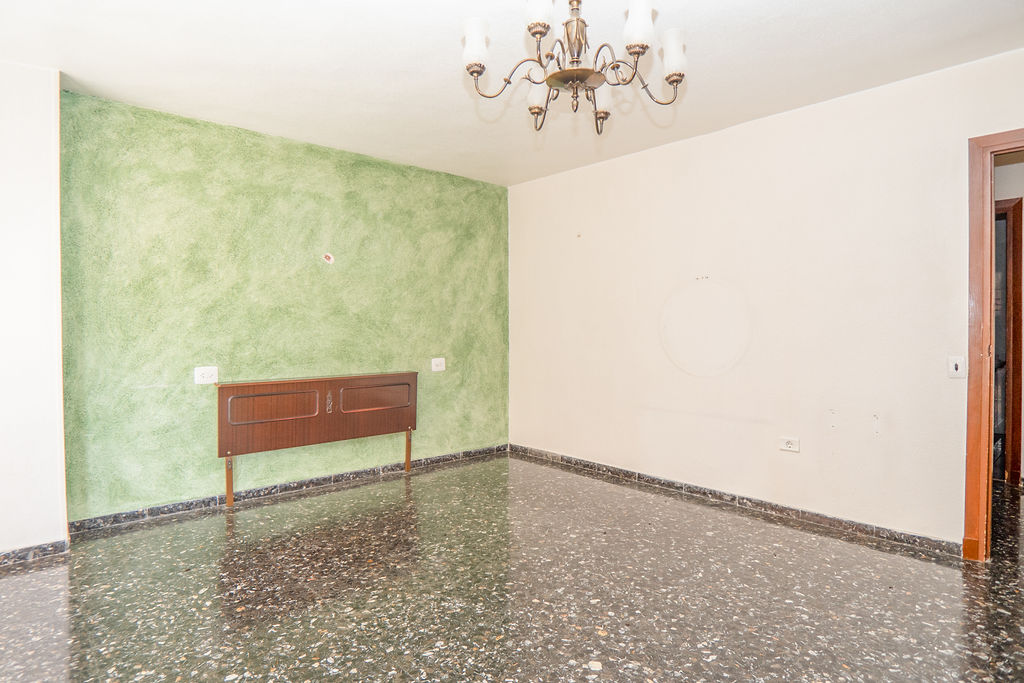 undefined - Image 29