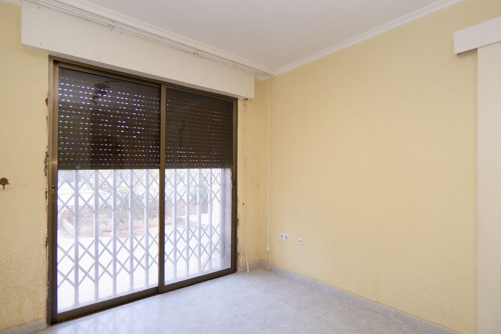 undefined - Image 12