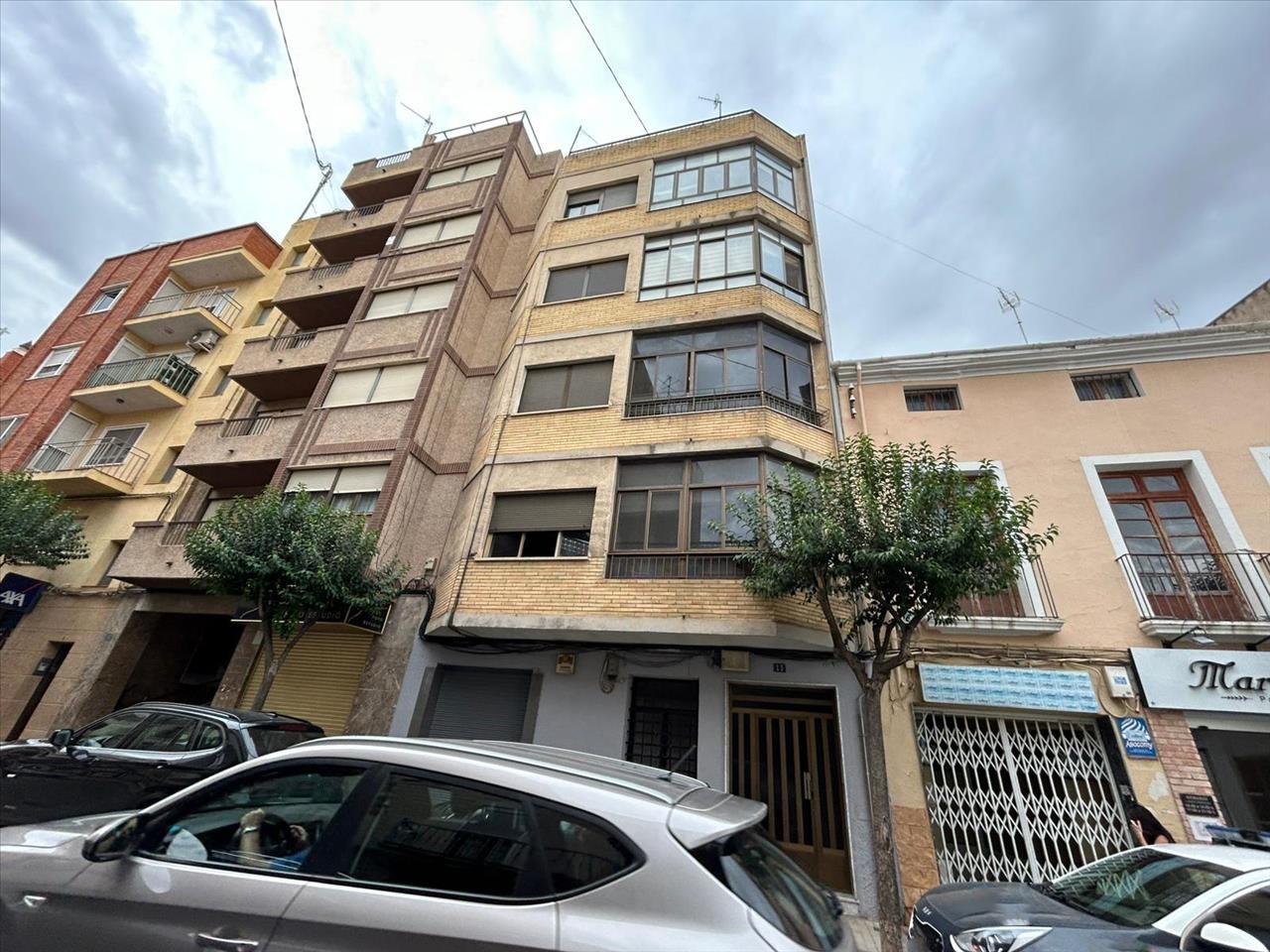 undefined - Image 31