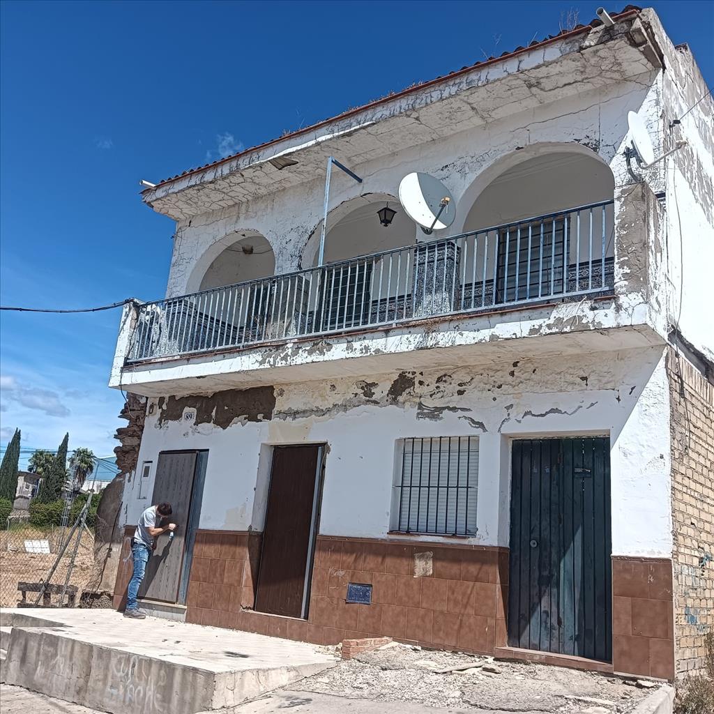 plaza Pl la Estacion, Aznalcóllar, Sevilla