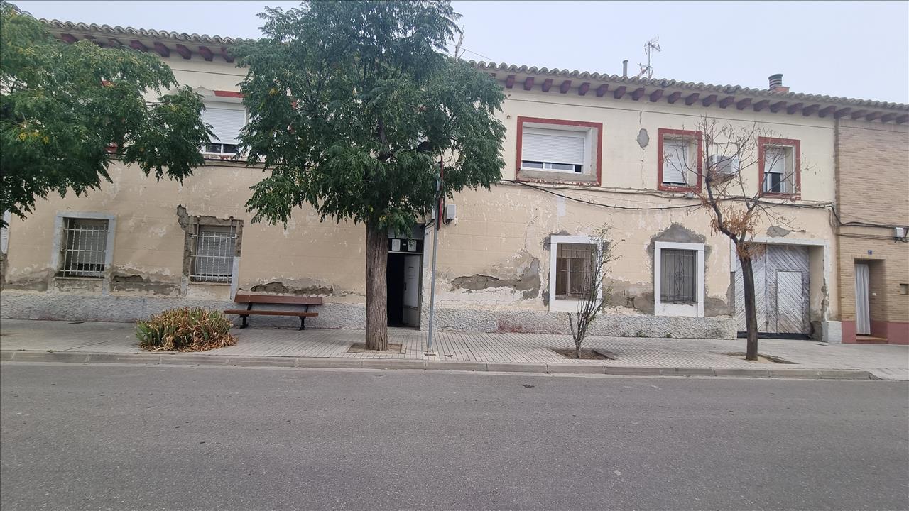 Casa adosada en CL SIERRA DE GUARA