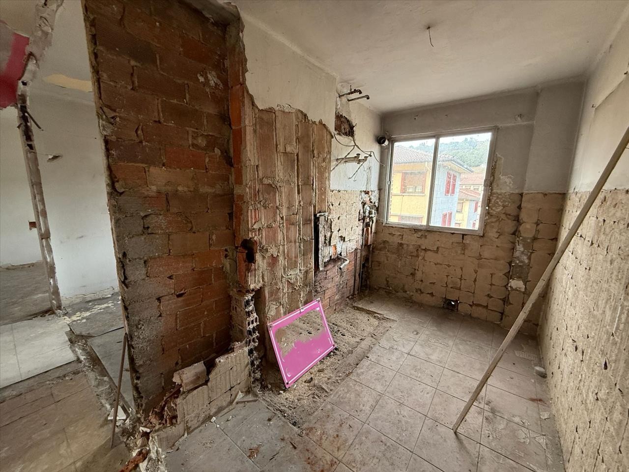 undefined - Image 5
